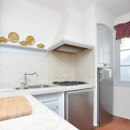 Beautiful In Sur With Kitchen * كانيو سور مير